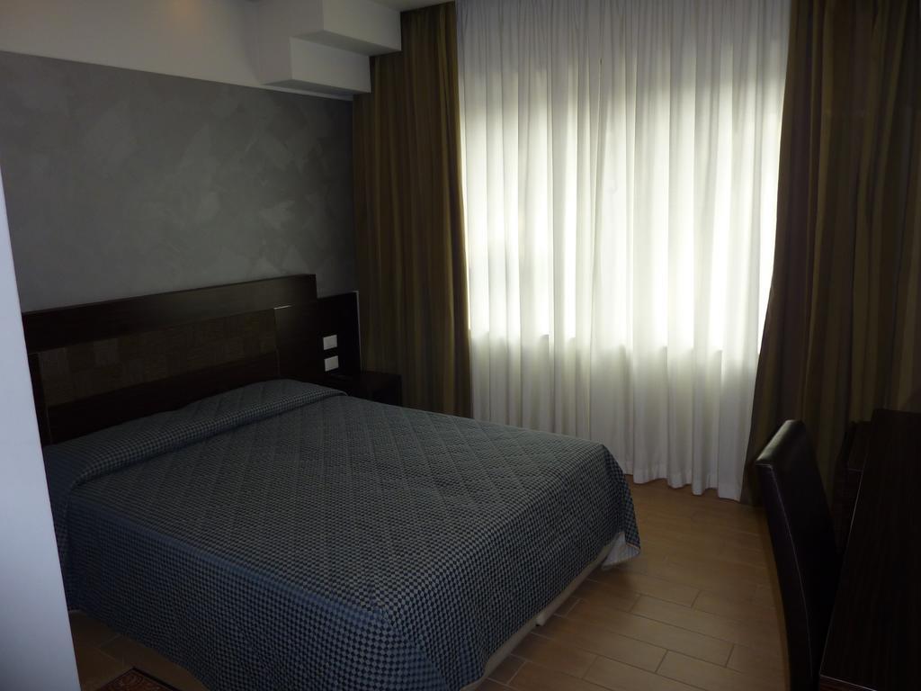 Alla Bianca Hotel Marghera Exterior foto